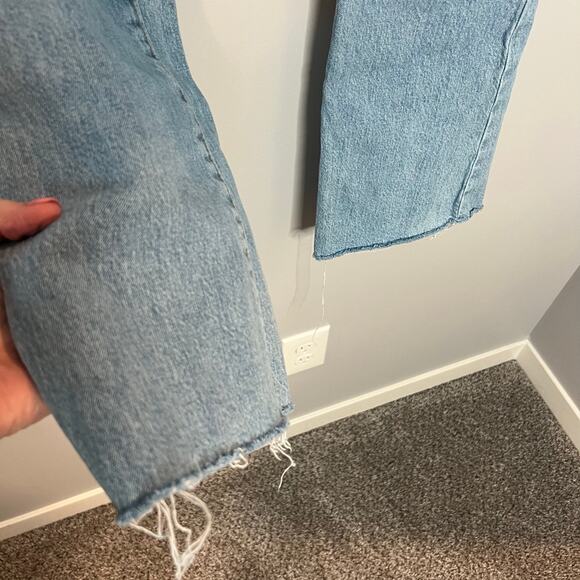 Ann Taylor The Kick Crop High Rise Jeans Size 4 Raw Hem - Picture 11 of 16